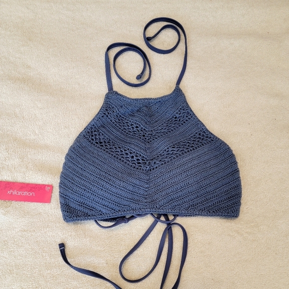 Crochet High Neck Bikini Top - Picture 4 of 7